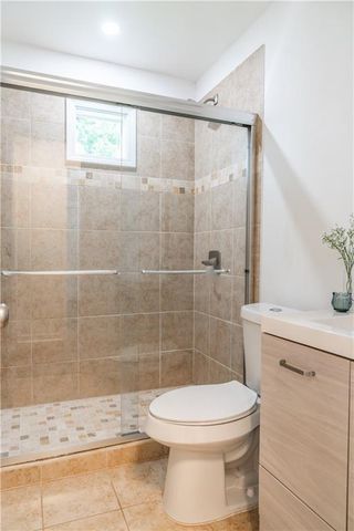 812 Flat Shoals Way SE, Atlanta, GA 30316