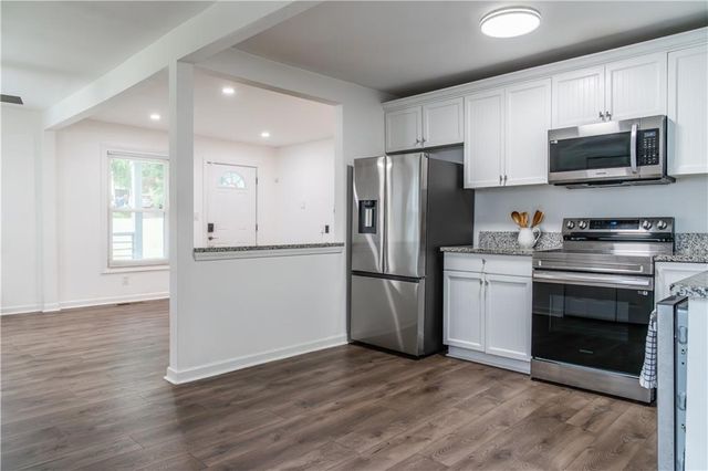 812 Flat Shoals Way SE, Atlanta, GA 30316
