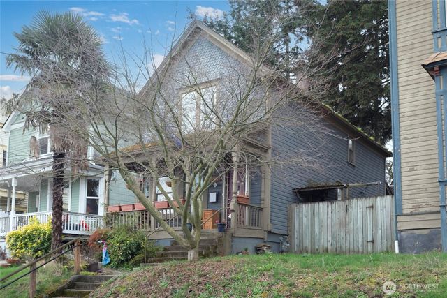 1418 S G Street, Tacoma, WA 98405