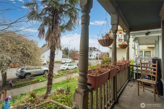 1418 S G Street, Tacoma, WA 98405