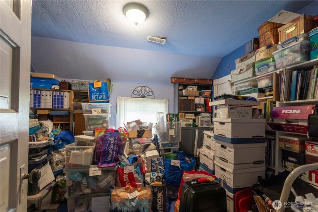 1418 S G Street, Tacoma, WA 98405