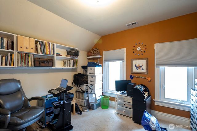 1418 S G Street, Tacoma, WA 98405
