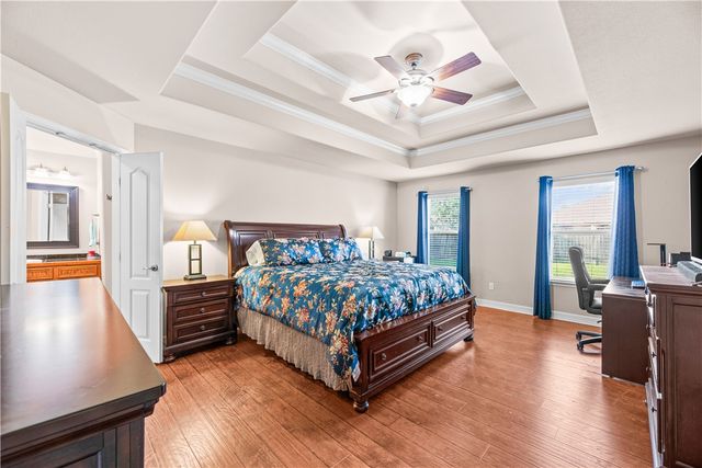 4614 Valor Dr, Corpus Christi, TX 78413