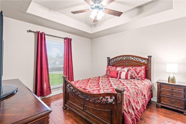 4614 Valor Dr, Corpus Christi, TX 78413