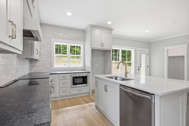212 Hollow Road NE, Cleveland, TN 37323