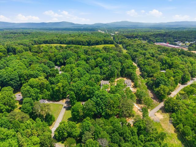 212 Hollow Road NE, Cleveland, TN 37323
