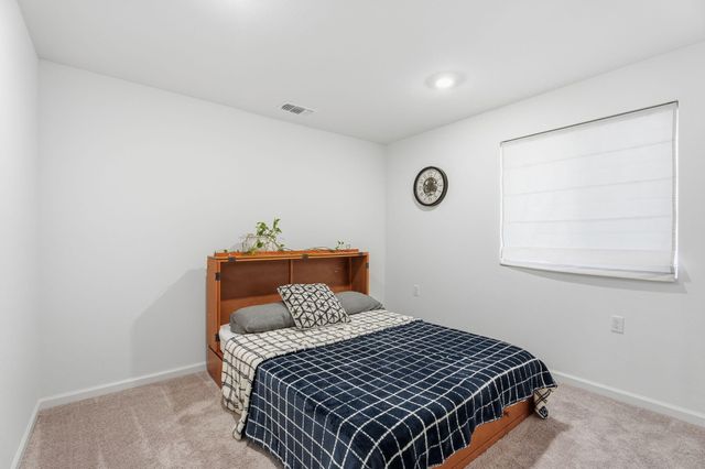 6672 E Washington Avenue, Fresno, CA 93727