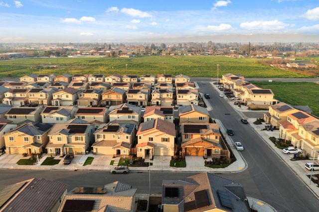 6672 E Washington Avenue, Fresno, CA 93727