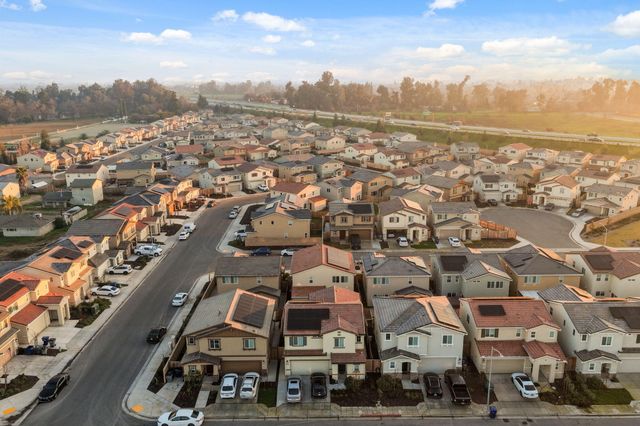 6672 E Washington Avenue, Fresno, CA 93727