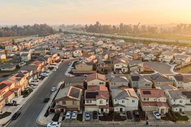 6672 E Washington Avenue, Fresno, CA 93727