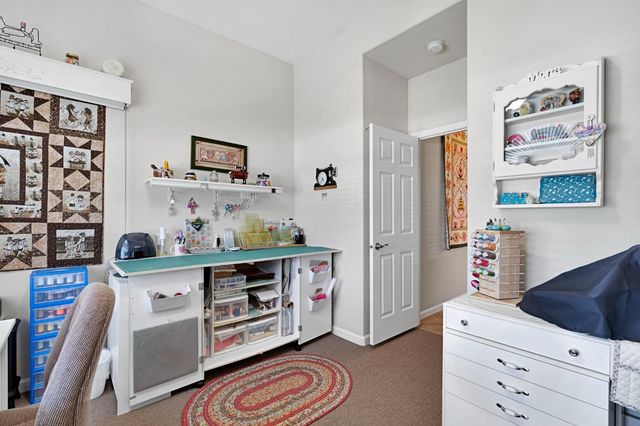 1101 N Armstrong Avenue, Clovis, CA 93611