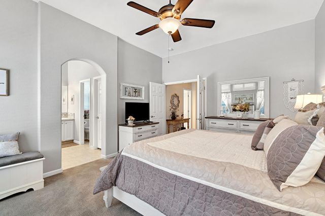 1101 N Armstrong Avenue, Clovis, CA 93611