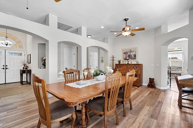 1101 N Armstrong Avenue, Clovis, CA 93611