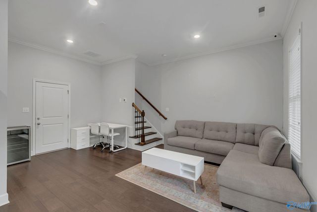 17 Biltmore Drive, Huntsville, AL 35806