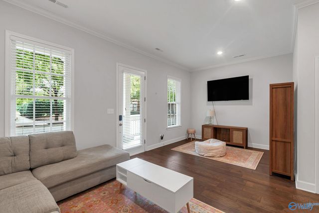 17 Biltmore Drive, Huntsville, AL 35806