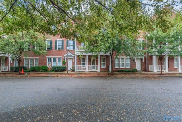 17 Biltmore Drive, Huntsville, AL 35806