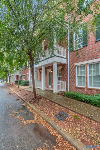 17 Biltmore Drive, Huntsville, AL 35806