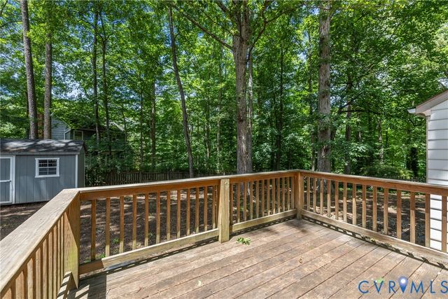 1312 Manders Knoll Ct, Midlothian, VA 23114