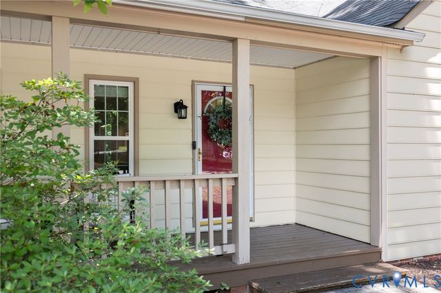 1312 Manders Knoll Ct, Midlothian, VA 23114