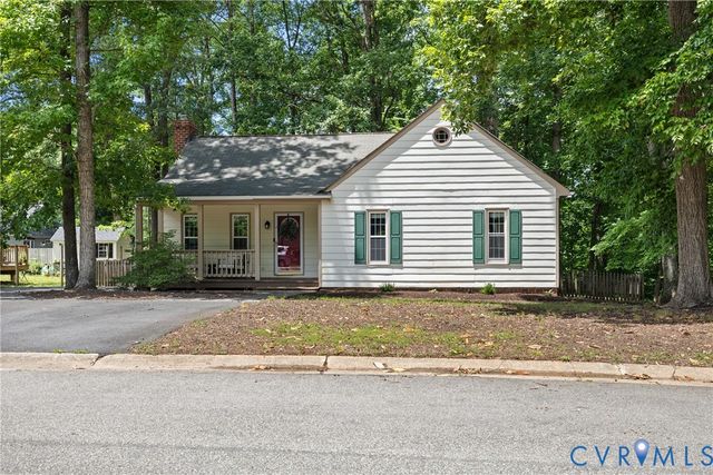 1312 Manders Knoll Ct, Midlothian, VA 23114