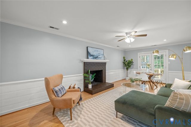 1312 Manders Knoll Ct, Midlothian, VA 23114
