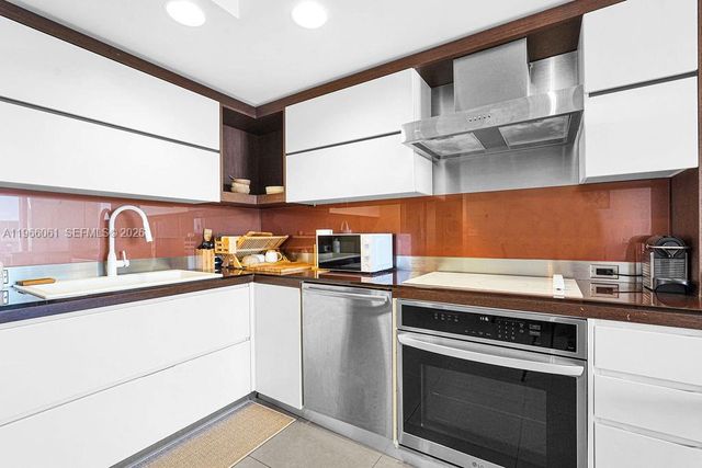 2155 Washington Ct 403, Miami Beach, FL 33139