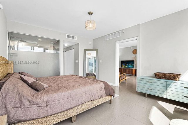 2155 Washington Ct 403, Miami Beach, FL 33139