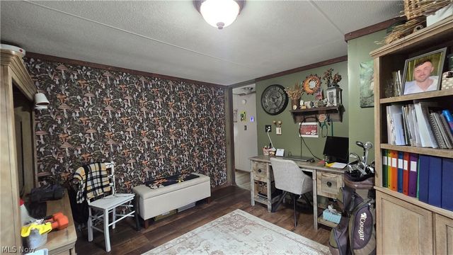 103 Greentree, Hiram, OH 44234