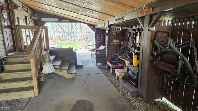 103 Greentree, Hiram, OH 44234