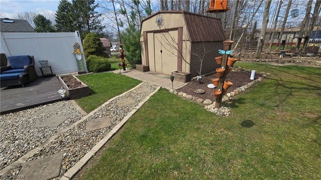 103 Greentree, Hiram, OH 44234