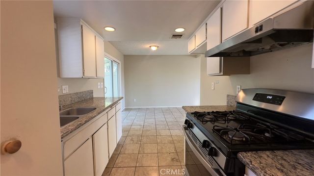 3469 Columbia Avenue, Riverside, CA 92501
