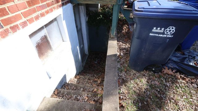 166 SW ELMIRA ST SW, Washington, DC 20032