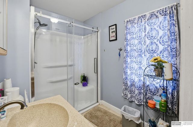 1905 Park Avenue, Omaha, NE 68105