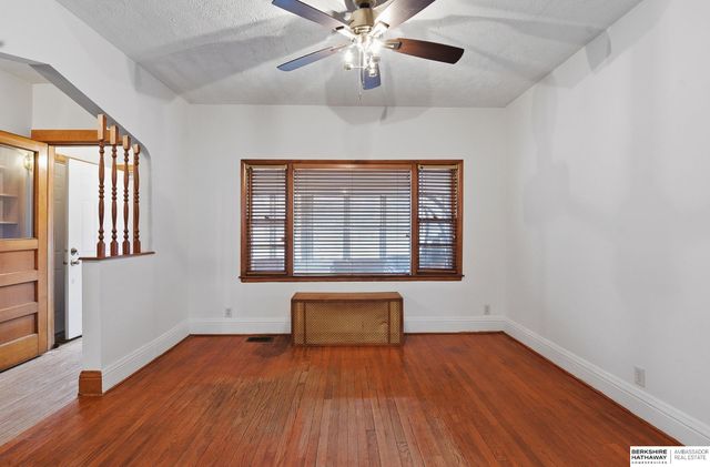 1905 Park Avenue, Omaha, NE 68105