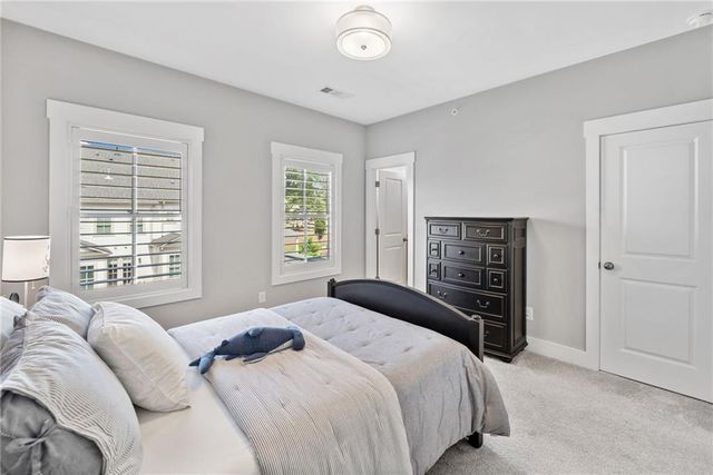1104 Thomas Street, Woodstock, GA 30188