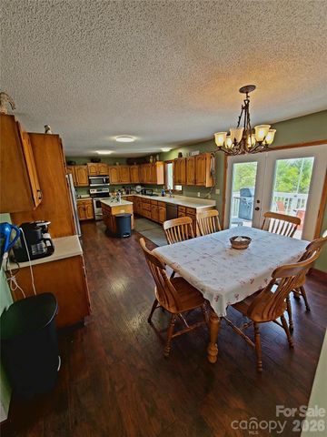 3 W Rolling Meadows Lane, Weaverville, NC 28787