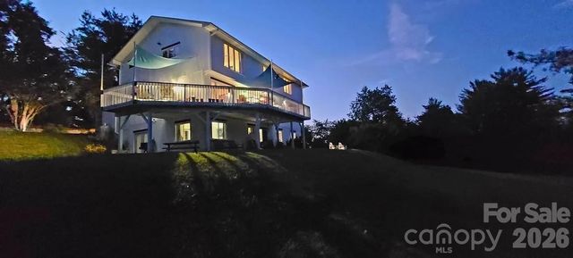 3 W Rolling Meadows Lane, Weaverville, NC 28787