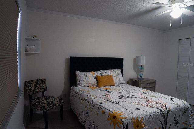 519 ALBEE FARM ROAD 110, Venice, FL 34285