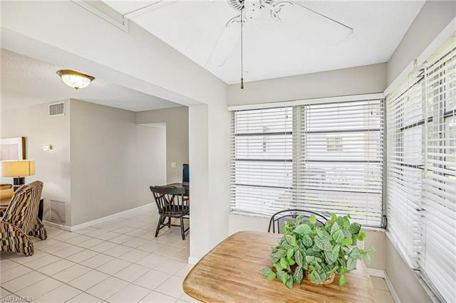 1514 Edgewater CIR 3A, Fort Myers, FL 33919