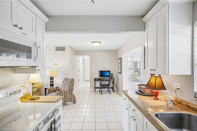 1514 Edgewater CIR 3A, Fort Myers, FL 33919