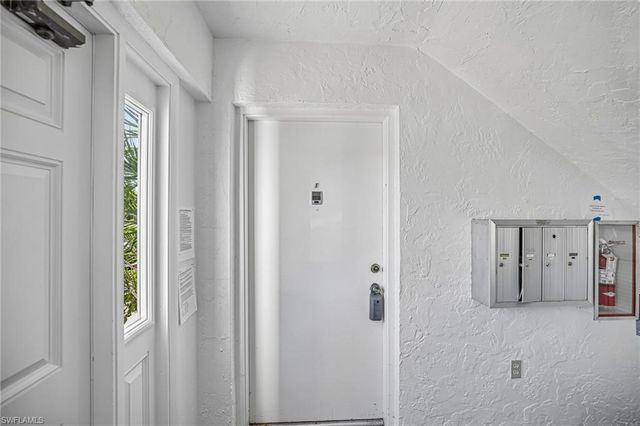 1514 Edgewater CIR 3A, Fort Myers, FL 33919