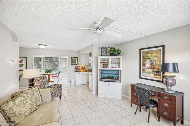 1514 Edgewater CIR 3A, Fort Myers, FL 33919