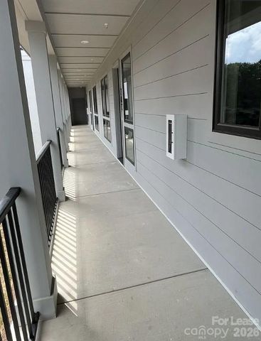 19546 Greentree Way 203, Cornelius, NC 28031