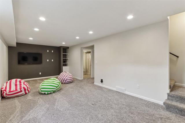 3245 Lennon Lane, Marion, IA 52302