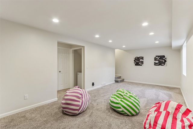 3245 Lennon Lane, Marion, IA 52302