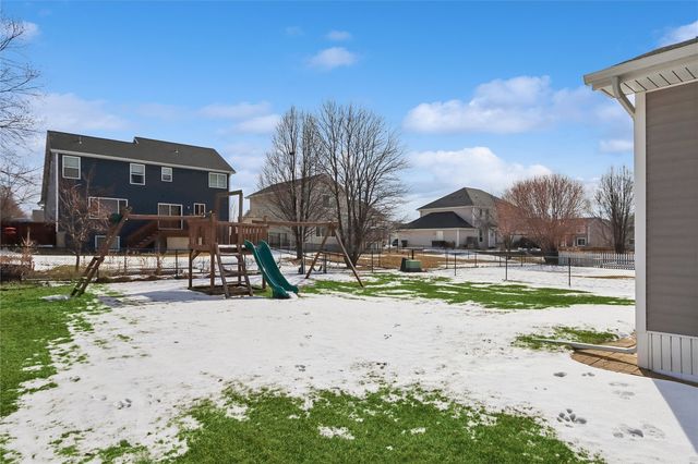 3245 Lennon Lane, Marion, IA 52302