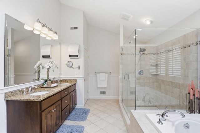 88 Drumlin Hill Rd, Bolton, MA 01740