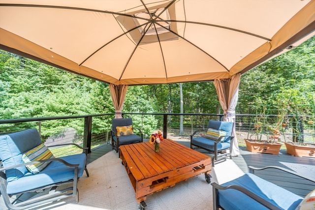88 Drumlin Hill Rd, Bolton, MA 01740