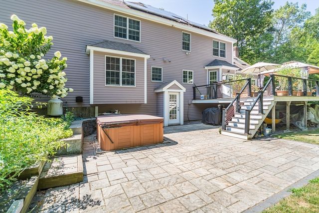88 Drumlin Hill Rd, Bolton, MA 01740