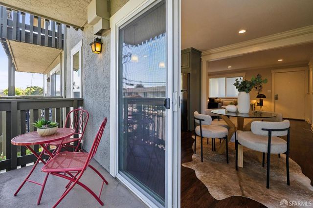 480 East Okeefe Street 201, East Palo Alto, CA 94303